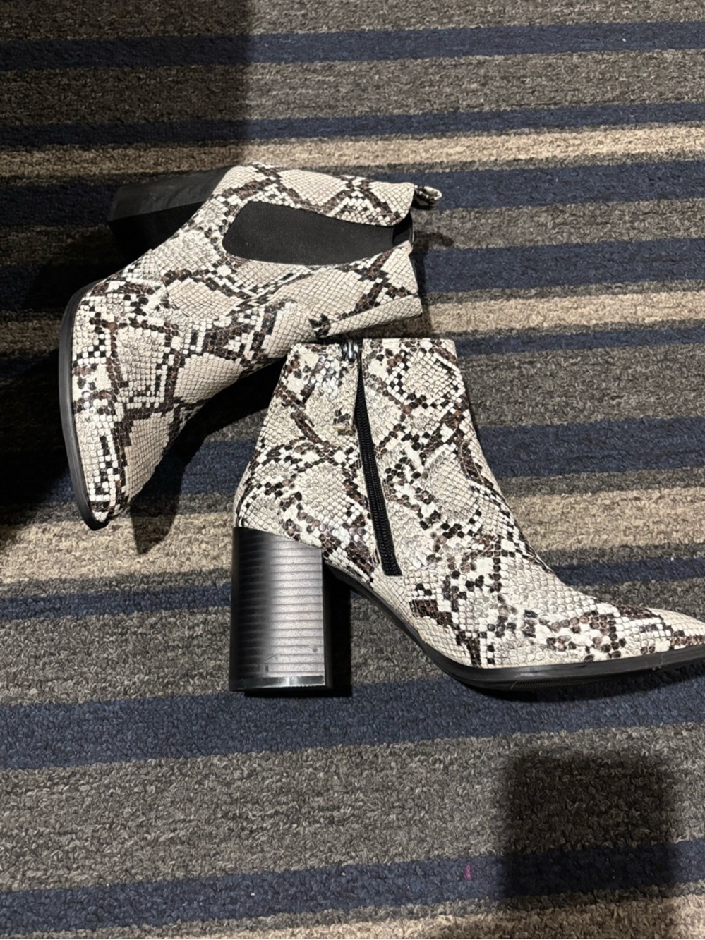 Snake Print  Ankle Boots - White/Black Size 7.5